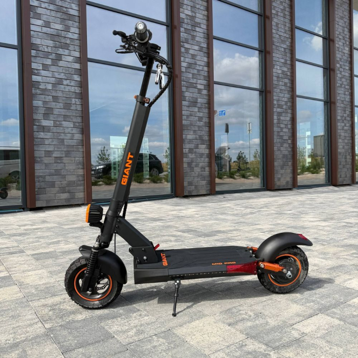 Електросамокат GIANT M10 PRO 1000W 15Ah Без сидіння